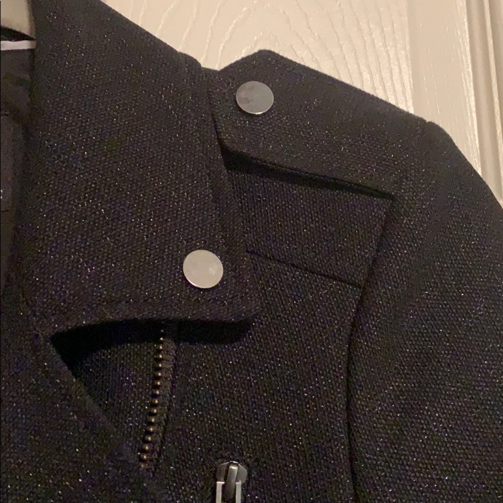 Banana Republic size 4 lined black jacket - Picture 3 of 9